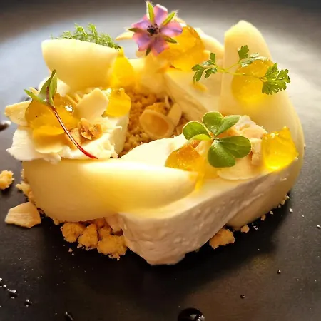 ホテル La Cavallina