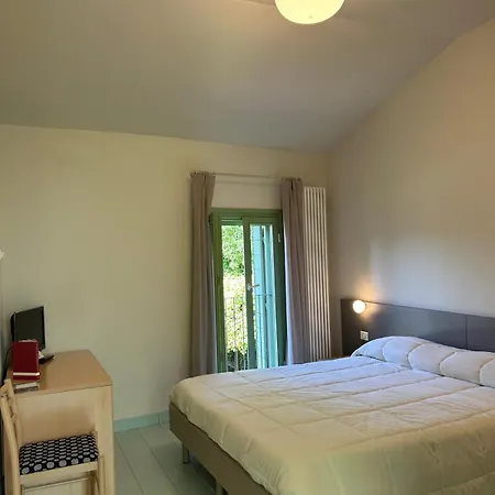 ホテル La Cavallina 3*